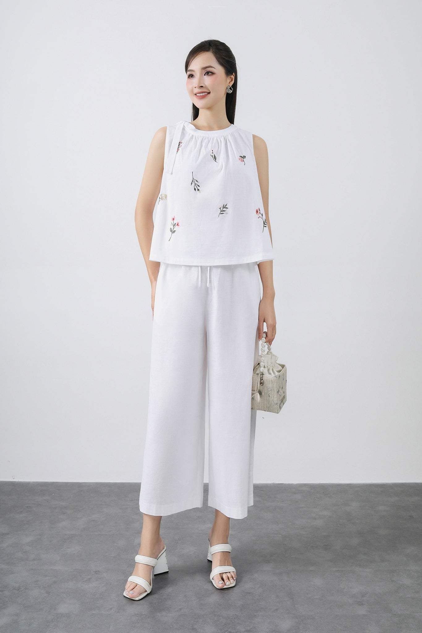 BQL32775 - Quần dạo phố vải linen dáng suông ống rộng cạp chun - PANTIO