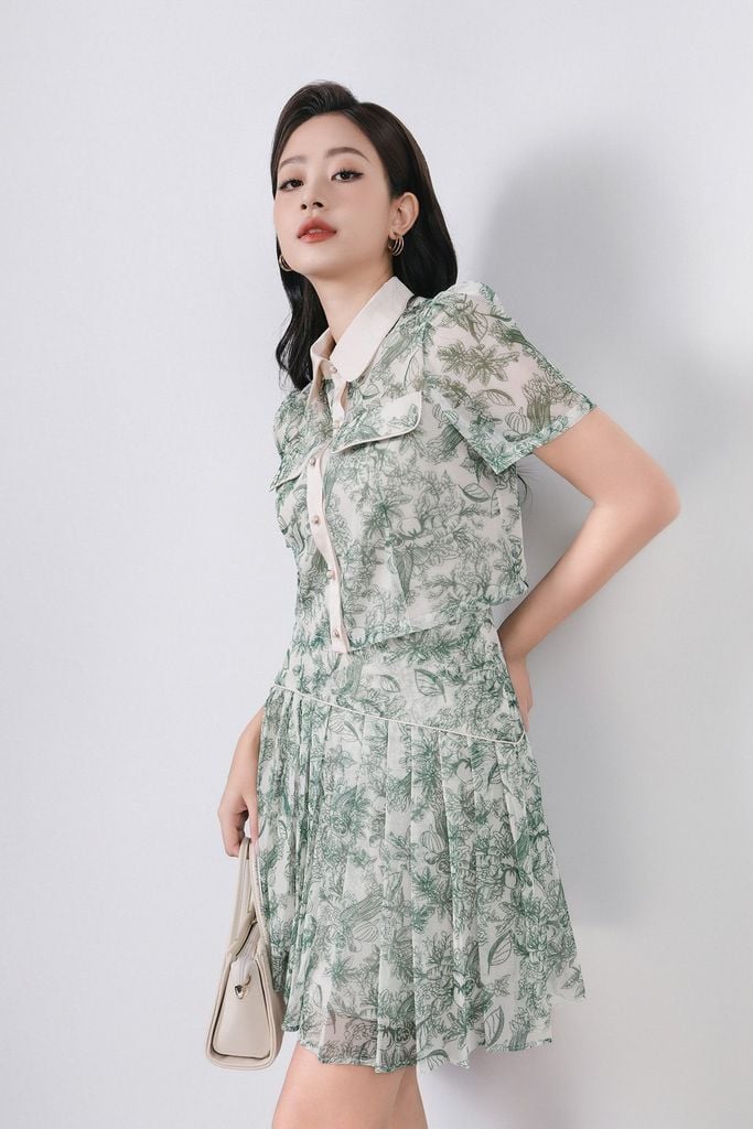 BAS33020 - Áo kiểu công sở vải lưới dáng croptop có lót vải habutai cổ đức phối vải lụa có nắp túi trang trí - PANTIO