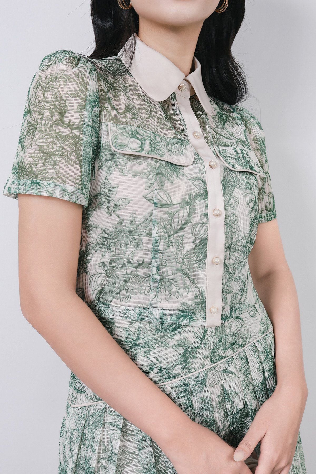 BAS33020 - Áo kiểu công sở vải lưới dáng croptop có lót vải habutai cổ đức phối vải lụa có nắp túi trang trí - PANTIO