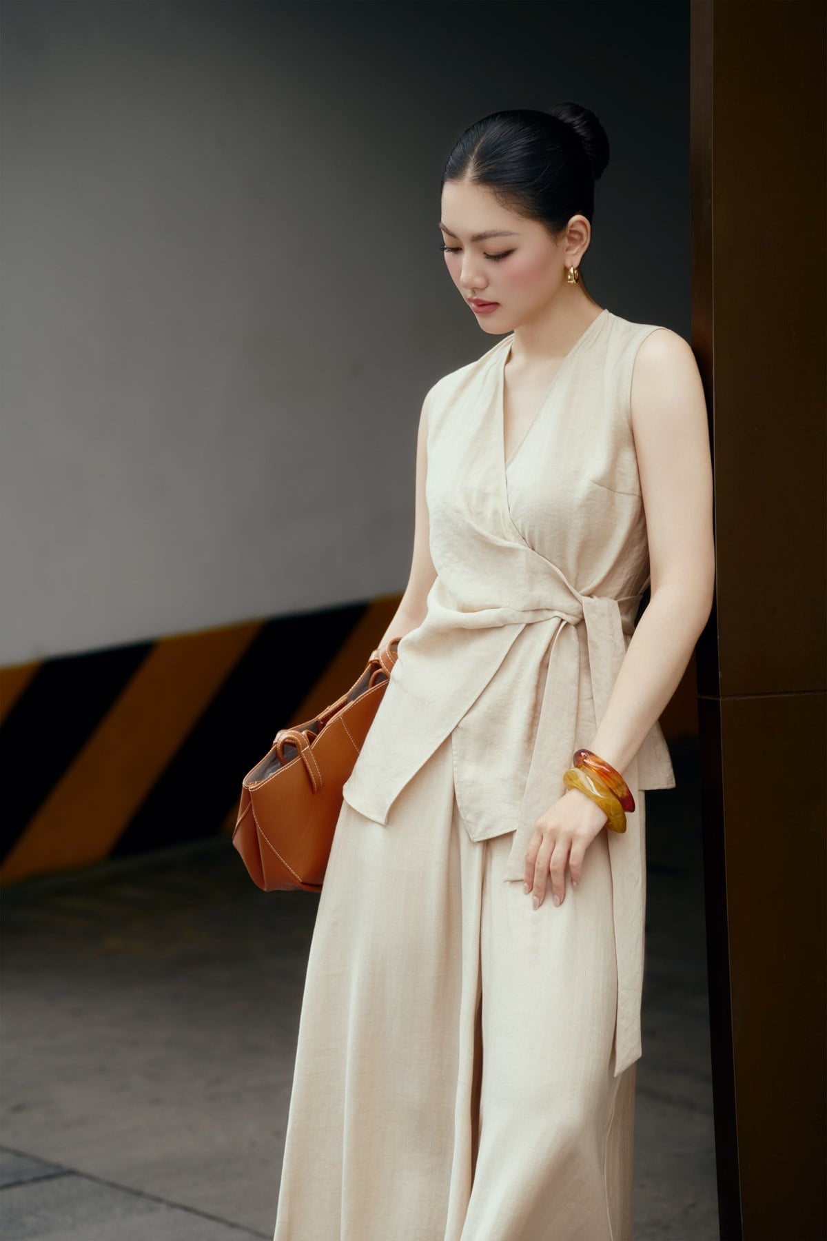 BQD33468 - Quần dài dạo phố vải thô mỏng dáng suông ống rộng cạp chun co giãn - PANTIO