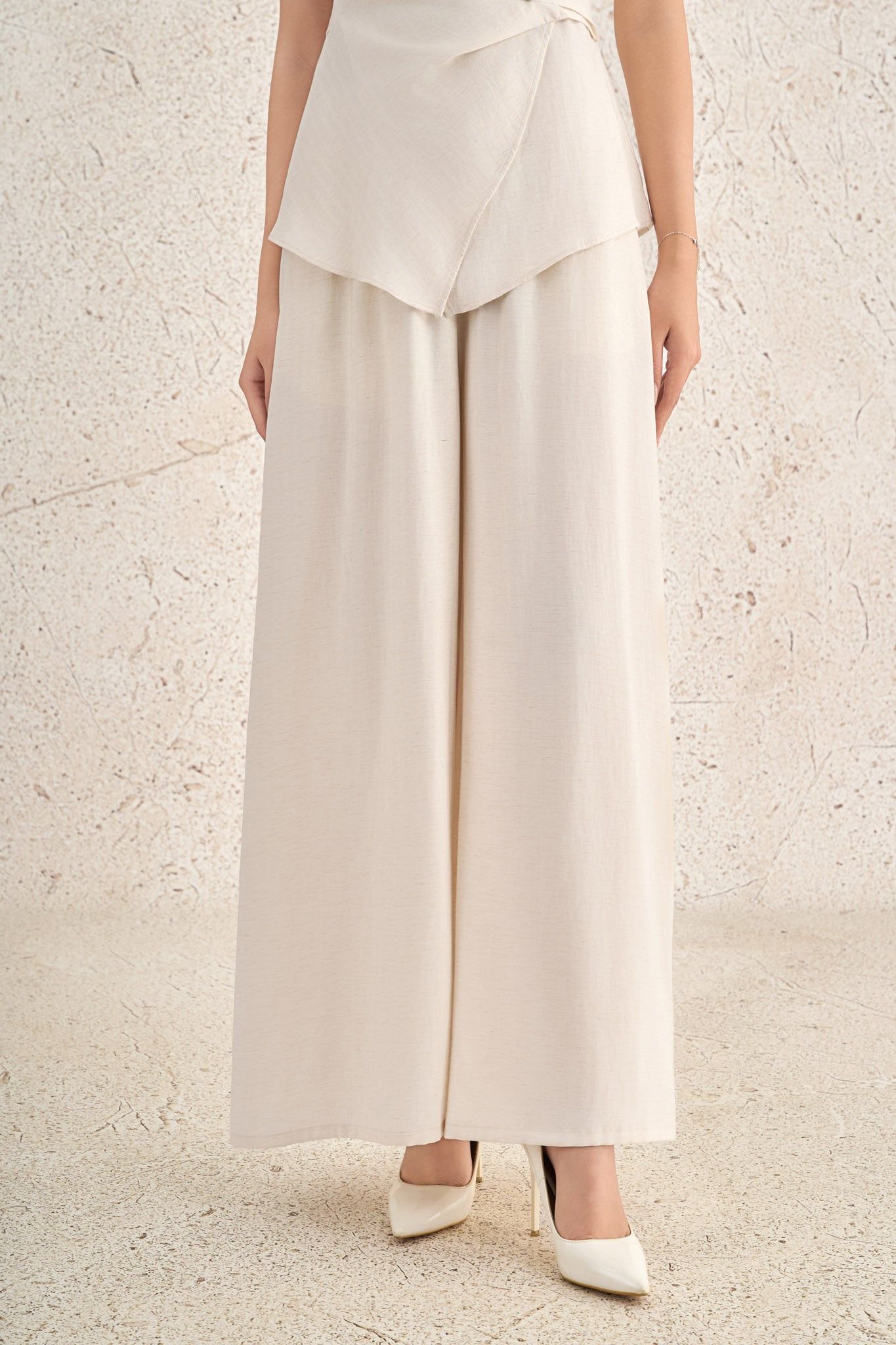 BQD33468 - Quần dài dạo phố vải thô mỏng dáng suông ống rộng cạp chun co giãn - PANTIO