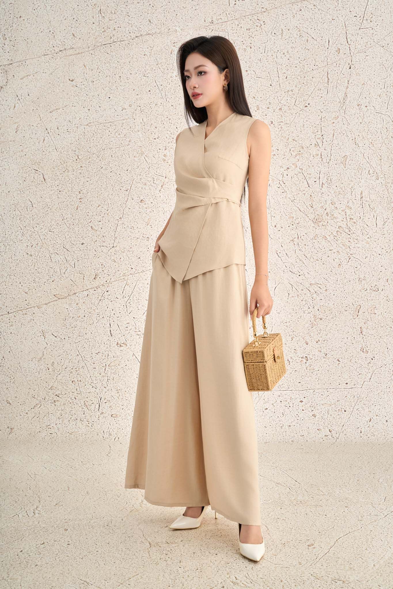 BQD33468 - Quần dài dạo phố vải thô mỏng dáng suông ống rộng cạp chun co giãn - PANTIO