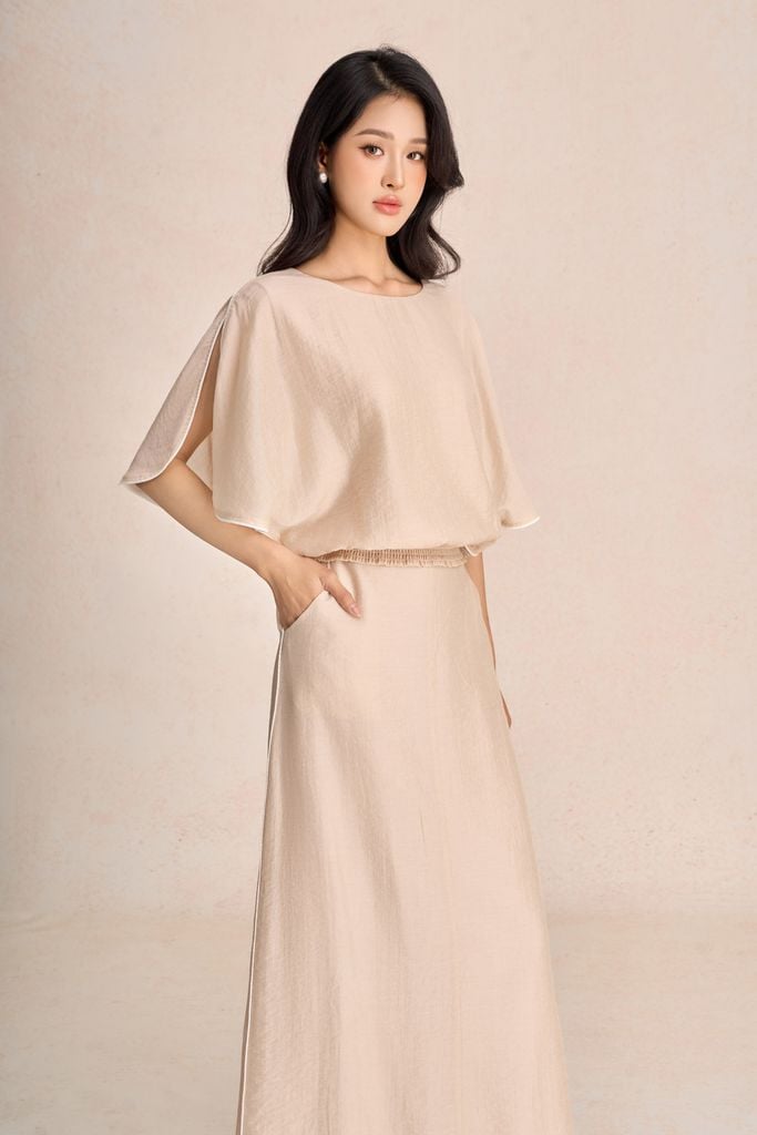 BAS33542 - Áo sơ mi dạo phố vải tơ dáng suông cổ thuyền tay xẻ cánh tiên thời trang - PANTIO
