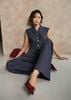 BAS33920 - Áo sơ mi công sở vải denim dáng ôm cổ xẻ V tay chờm thân áo phối khuy kim loại - PANTIO