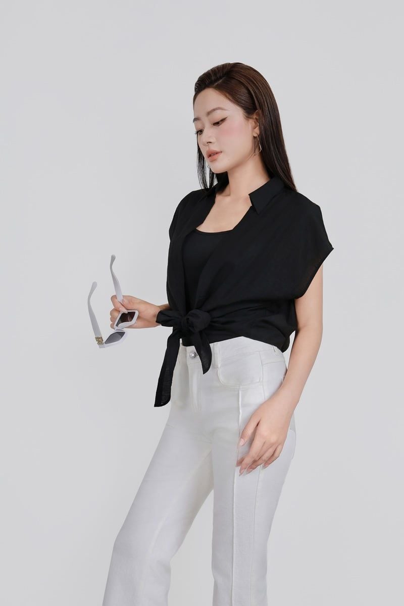 BAS73520 - Áo sơ mi kiểu vải thô mỏng dáng suông cổ bẻ thân áo phối vạt thắt nơ tạo kiểu - PANTIO