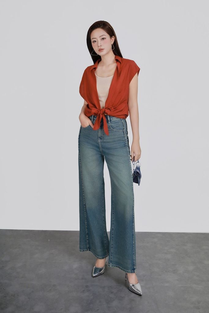 BAS73520 - Áo sơ mi kiểu vải thô mỏng dáng suông cổ bẻ thân áo phối vạt thắt nơ tạo kiểu - PANTIO