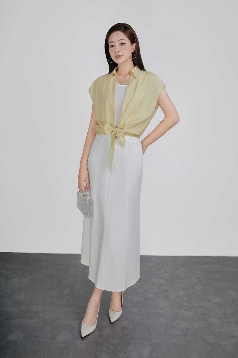 BAS73520 - Áo sơ mi kiểu vải thô mỏng dáng suông cổ bẻ thân áo phối vạt thắt nơ tạo kiểu - PANTIO