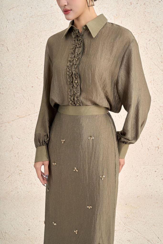 BJD73582 - Chân váy dài công sở vải tơ dáng suông cạp liền thân váy đính dad cao cấp tạo kiểu khoá thân sau - PANTIO