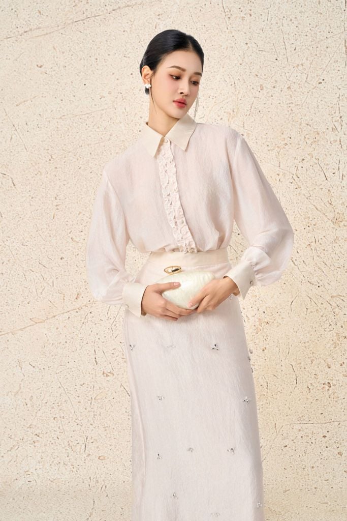 BJD73582 - Chân váy dài công sở vải tơ dáng suông cạp liền thân váy đính dad cao cấp tạo kiểu khoá thân sau - PANTIO