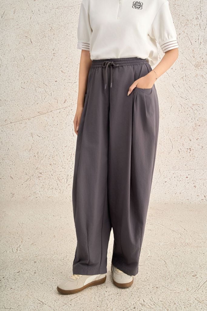 FQD51187 - Quần dài dạo phố vải gió dáng bomber cạp chun phối dây rút tạo kiểu - PANTIO