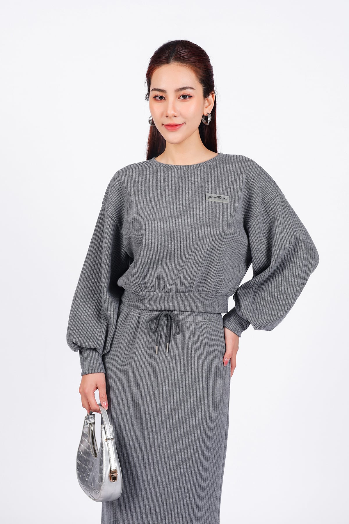 BJT93236 - Chân váy bộ thể thao vải len dáng suông dài cạp chun phối dây thắt nơ tạo kiểu - PANTIO