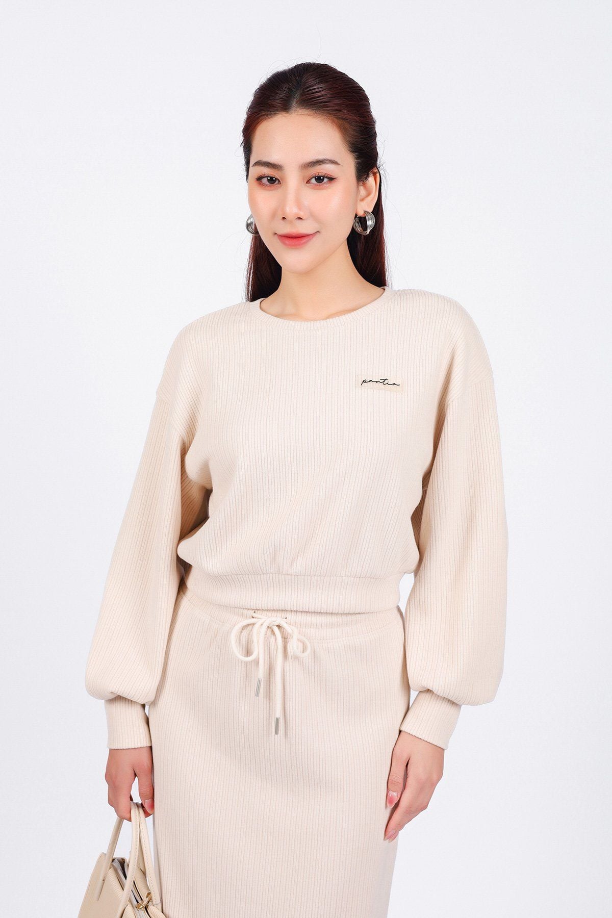 BJT93236 - Chân váy bộ thể thao vải len dáng suông dài cạp chun phối dây thắt nơ tạo kiểu - PANTIO