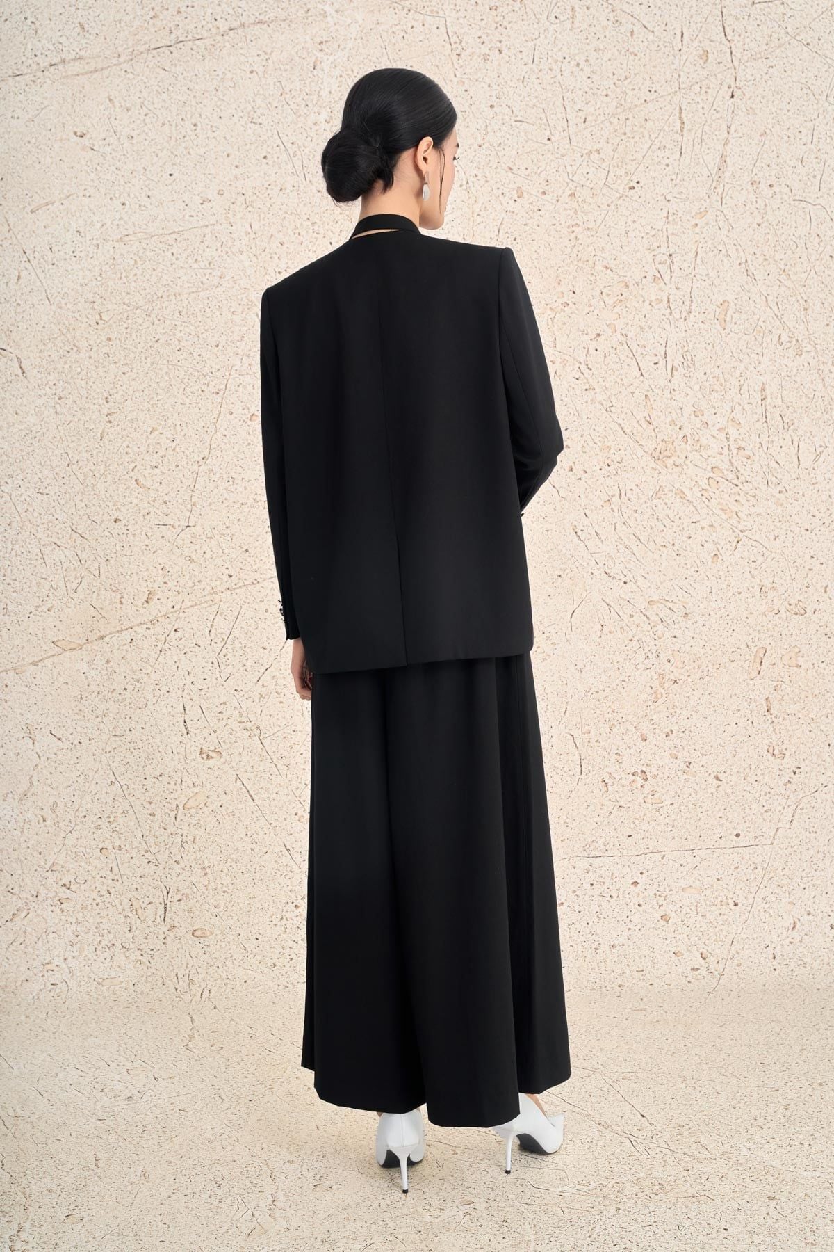 BAV93525 - Áo vest công sở vải thô dáng suông cổ chữ V phối dây vải tạo kiểu thân áo có túi thời trang - PANTIO