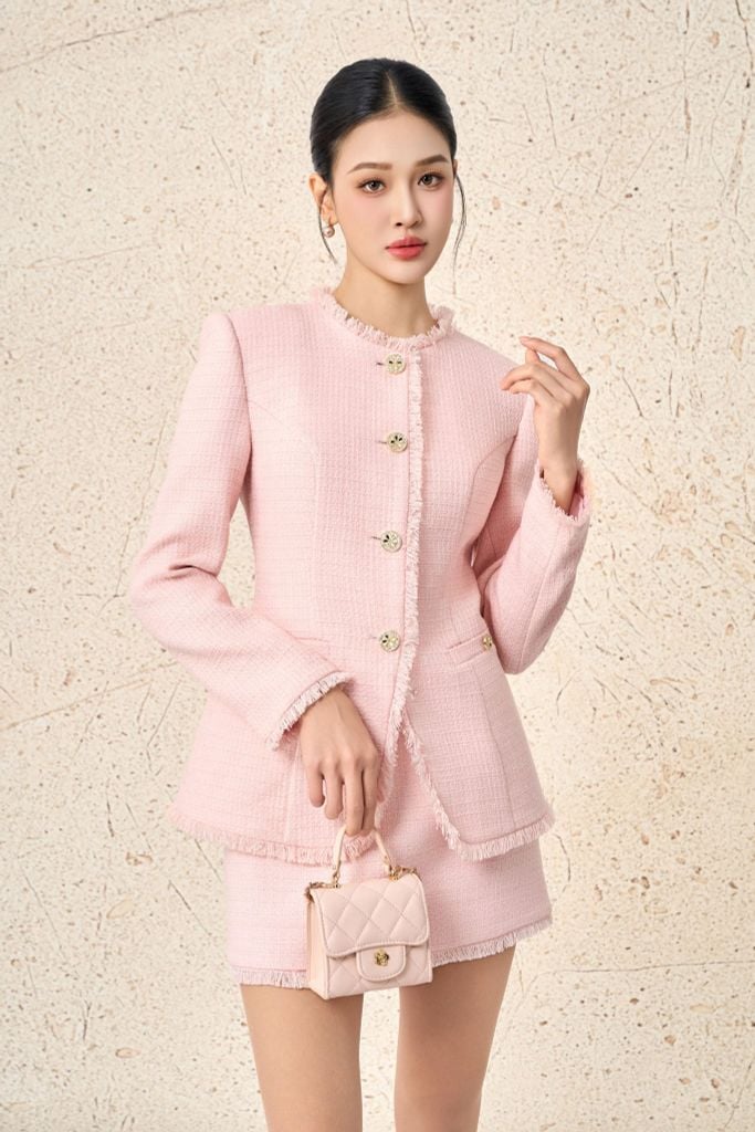 BAV93620 - Áo vest công sở vải dạ dáng ôm cổ tròn phối tua rua thân áo đính khuy đá thời trang cài khuy trước - PANTIO