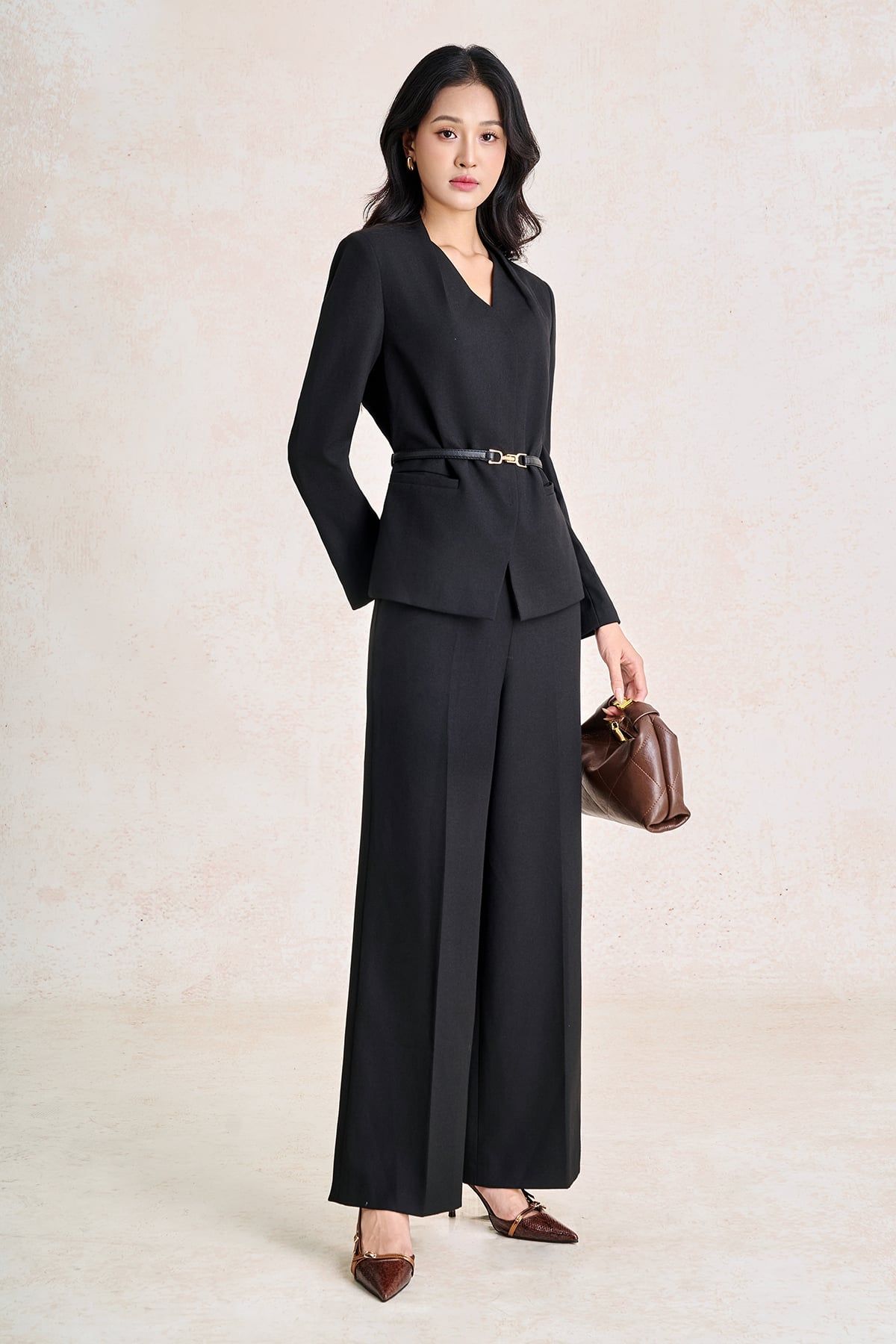 BAV93842 - Áo vest công sở vải thô đũi dáng suông cổ xẻ V tay dài thân áo phối khuy bọc kèm đai lưng tạo kiểu - PANTIO