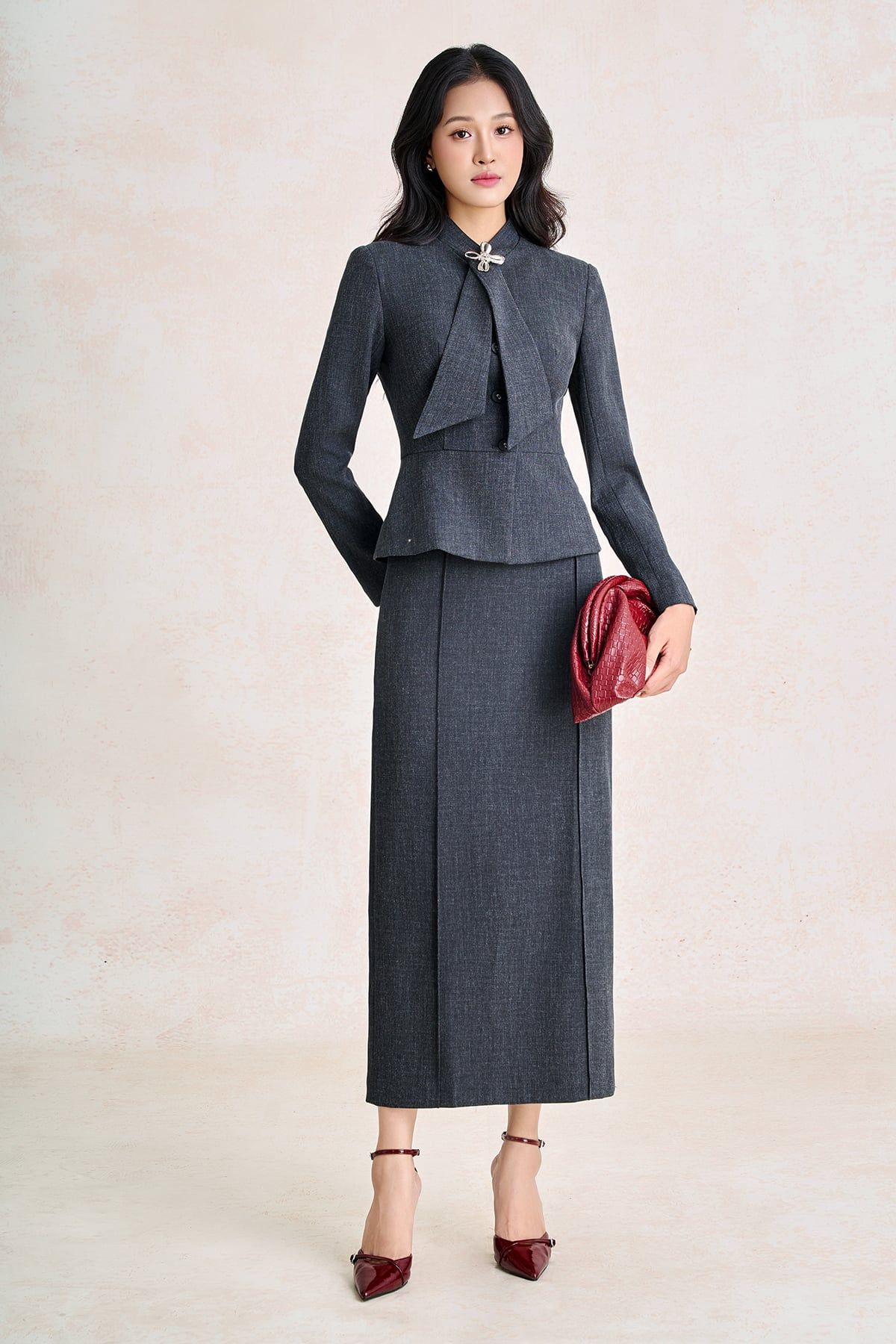 BAV93857 - Áo vest công sở vải thô đũi dáng peplum cổ kiểu phối phụ kiện kim loại thời trang - PANTIO