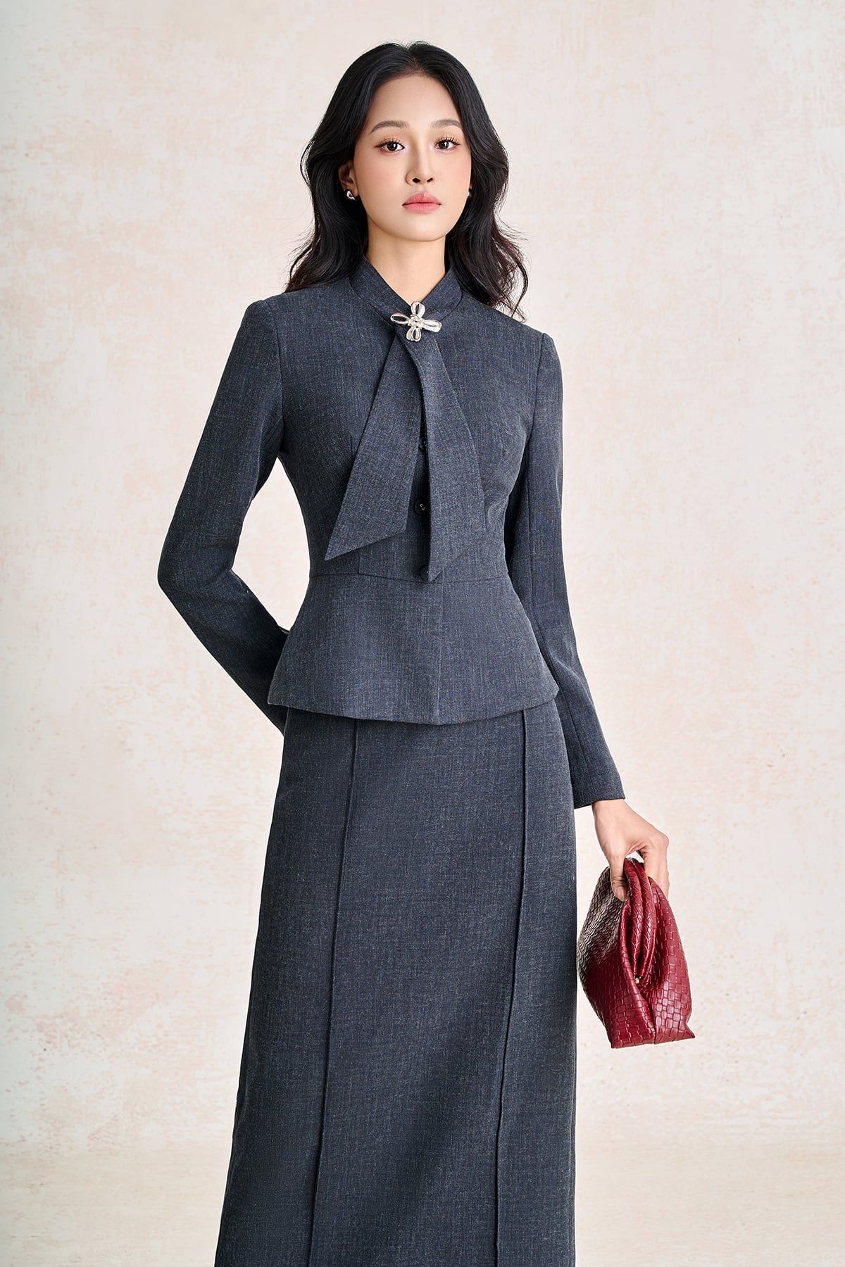 BAV93857 - Áo vest công sở vải thô đũi dáng peplum cổ kiểu phối phụ kiện kim loại thời trang - PANTIO