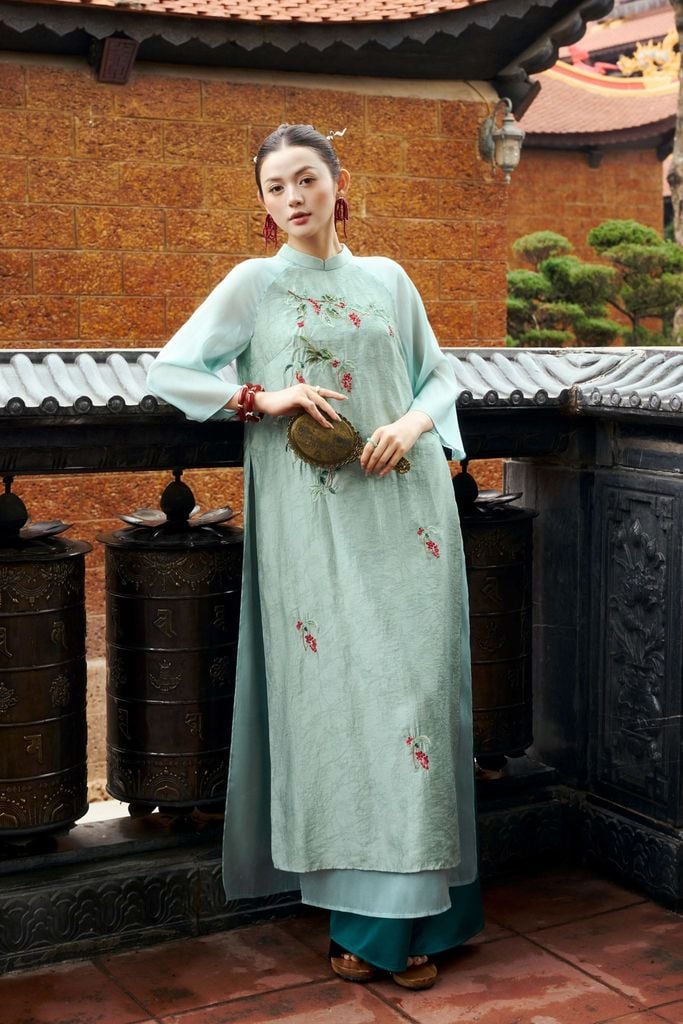 BDQ50160 - Quần áo dài truyền thống vải lụa dày dáng suông dài ống rộng khóa kéo trước cạp sau pha chun co giãn - PANTIO