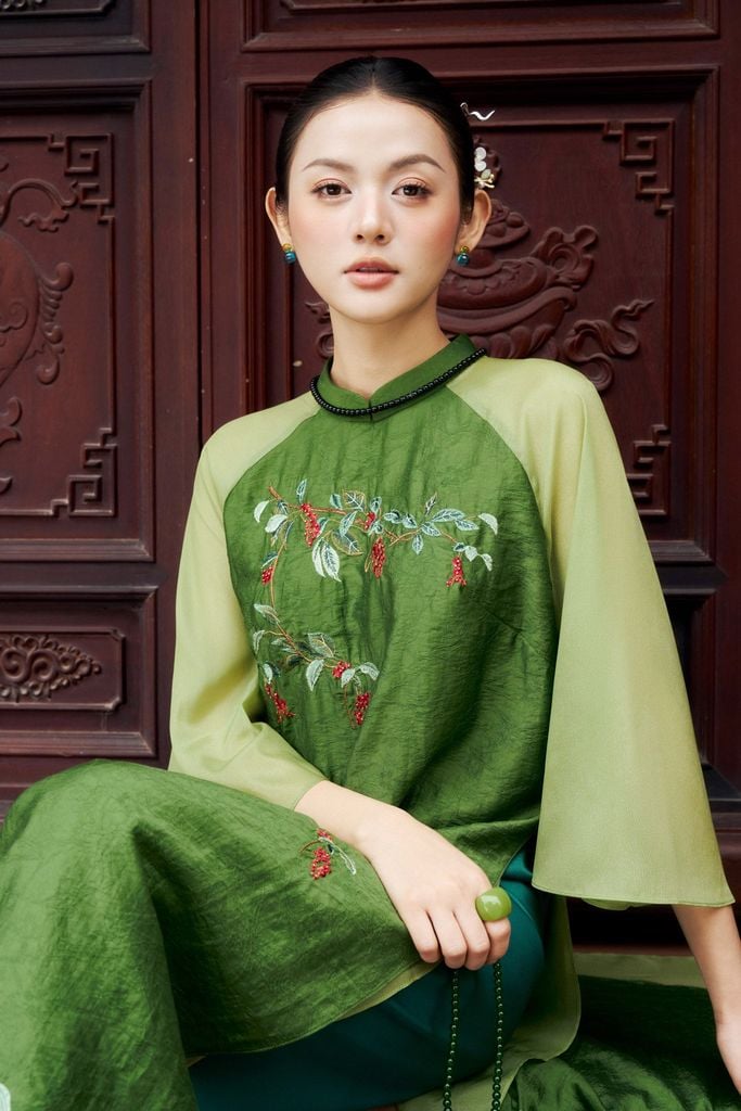 BDQ52025 - Quần áo dài truyền thống vải lụa dáng suông ống rộng cạp liền thân sau pha chun - PANTIO