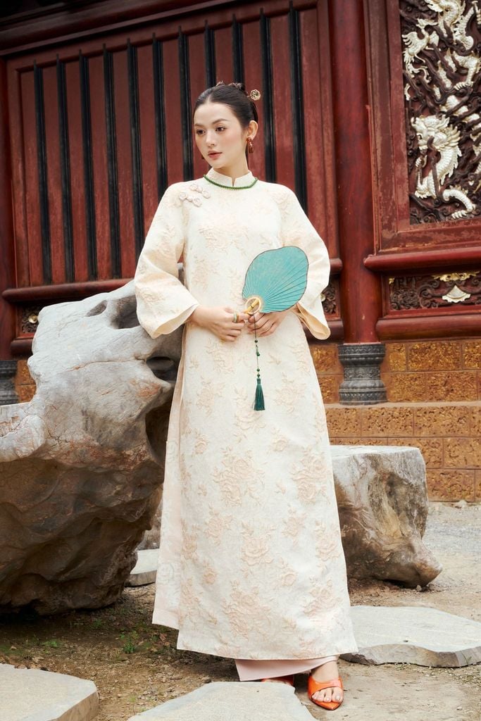 BDQ52025 - Quần áo dài truyền thống vải lụa dáng suông ống rộng cạp liền thân sau pha chun - PANTIO