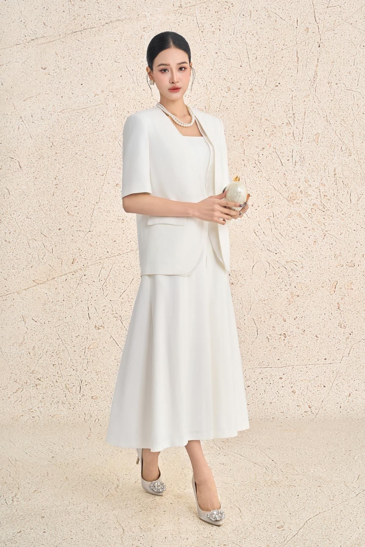 BAD73570 - Áo khoác demi công sở vải thô dáng suông tay lửng thân áo có nắp túi ốp tạo kiểu - PANTIO