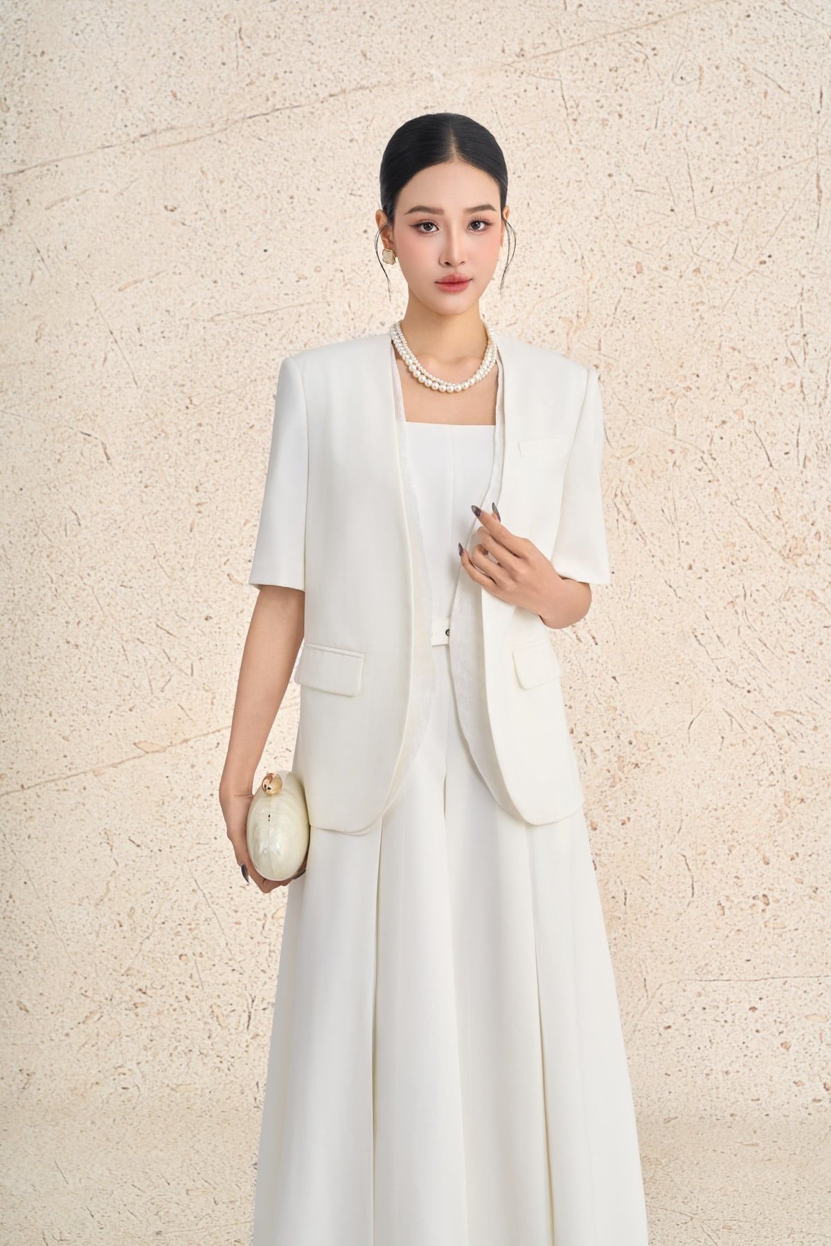 BAD73570 - Áo khoác demi công sở vải thô dáng suông tay lửng thân áo có nắp túi ốp tạo kiểu - PANTIO