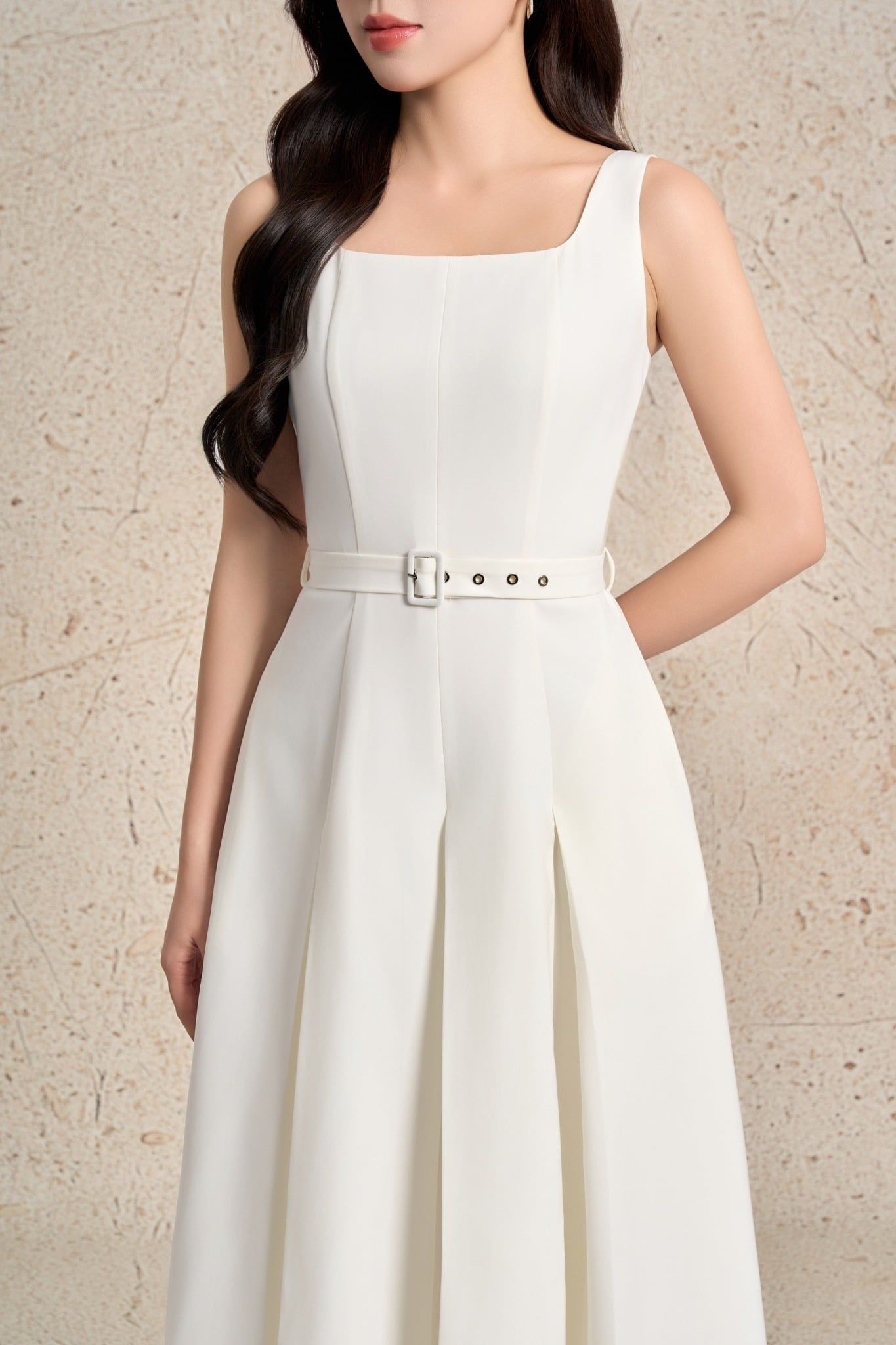 BDC73570 - Đầm công sở vải thô dáng xoè cổ vuông không tay ôm eo phối dây đai thân váy xếp ly bung tạo kiểu khoá thân sau - PANTIO