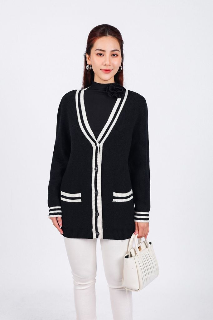 BKL469 - Áo khoác len cardigan cao cấp dáng suông cổ V sâu có túi hoạ tiết viền kẻ thời trang - PANTIO