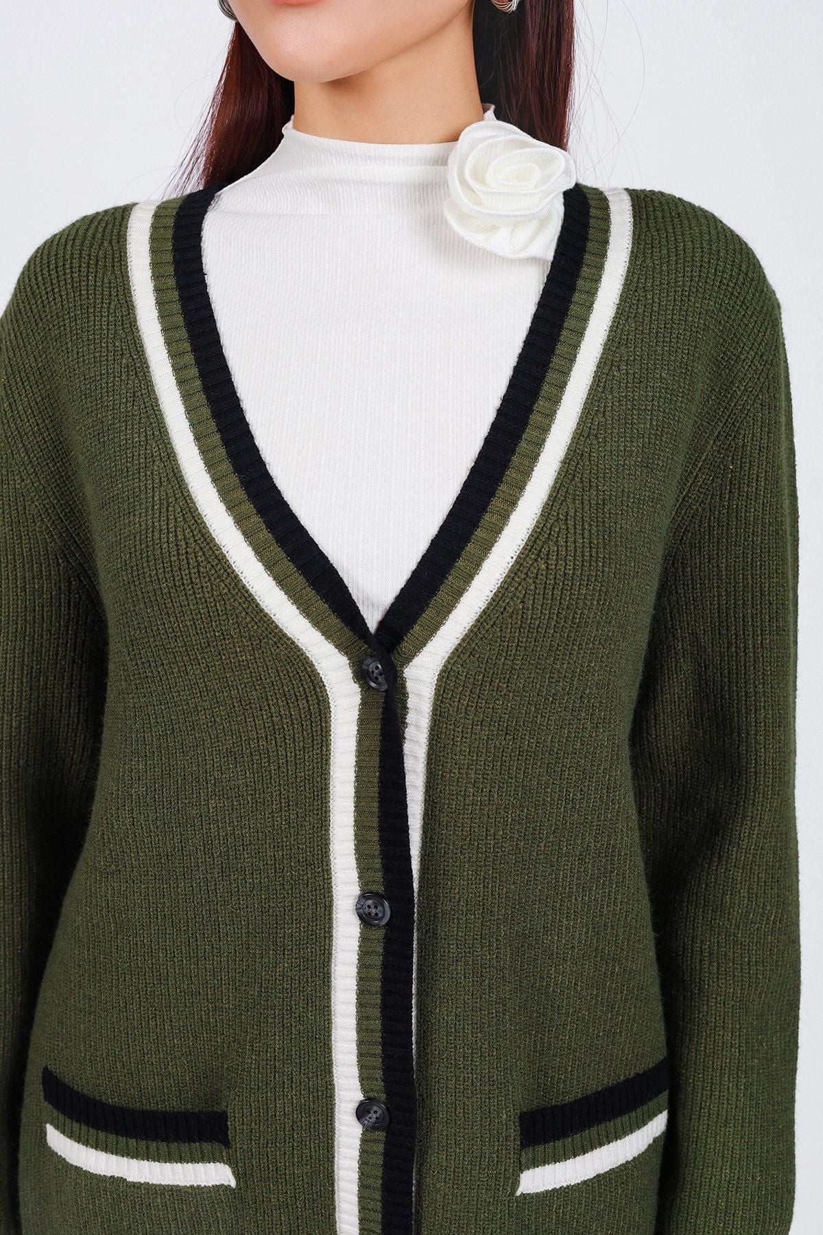 BKL469 - Áo khoác len cardigan cao cấp dáng suông cổ V sâu có túi hoạ tiết viền kẻ thời trang - PANTIO