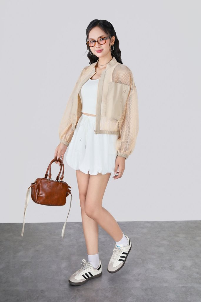 BKM33516 - Áo khoác gió vải lưới dáng ngắn thân áo phối túi thời trang gấu áo bo chun tạo kiểu - JAN.