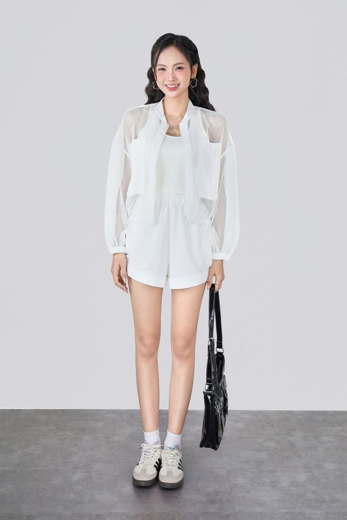 BKM33516 - Áo khoác gió vải lưới dáng ngắn thân áo phối túi thời trang gấu áo bo chun tạo kiểu - JAN.