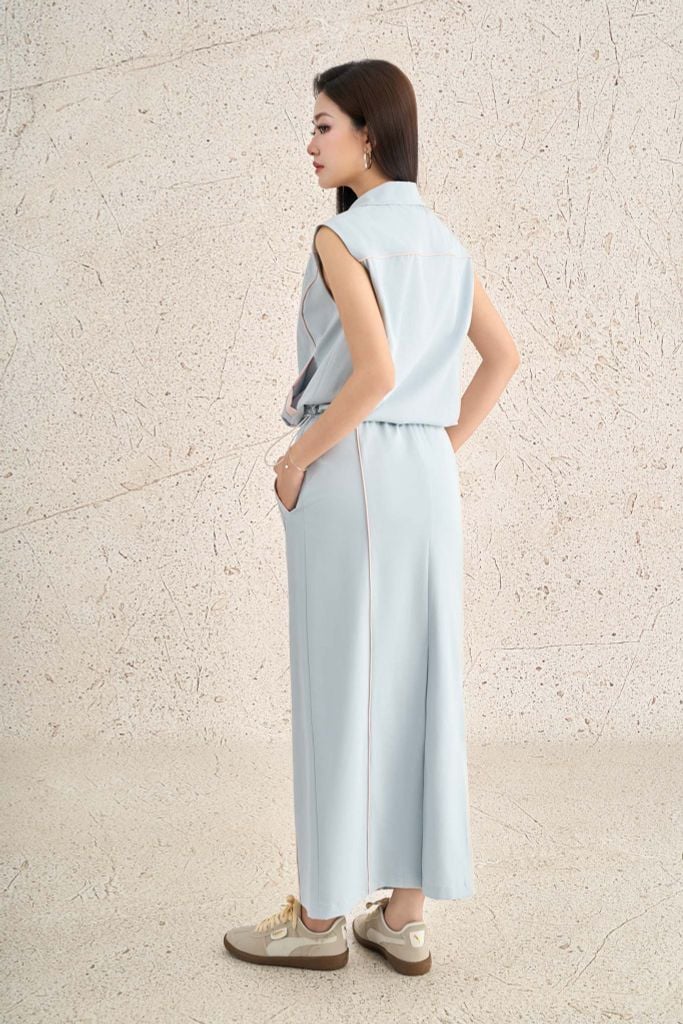 BKM73534 - Áo khoác kiểu dạo phố vải kaki dáng suông không tay thân áo phối đường gân thời trang - PANTIO