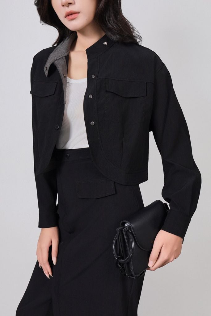 BKM73574 - Áo khoác kiểu công sở vải thô dáng croptop tay dài cổ kiểu thân áo phối túi hộp tạo kiểu - PANTIO
