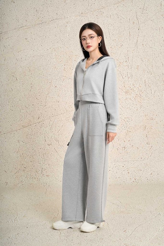 BKM93642 - Áo khoác cao cấp vải cotton dáng ngắn có mũ gấu áo bo chun tạo kiểu khóa thân trước - PANTIO