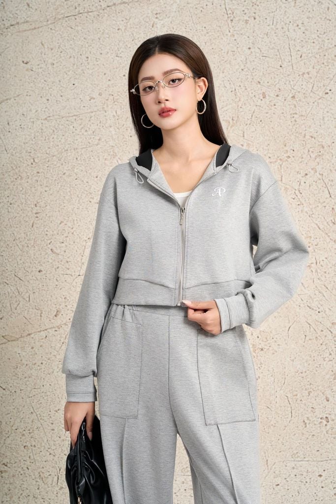 BKM93642 - Áo khoác cao cấp vải cotton dáng ngắn có mũ gấu áo bo chun tạo kiểu khóa thân trước - PANTIO