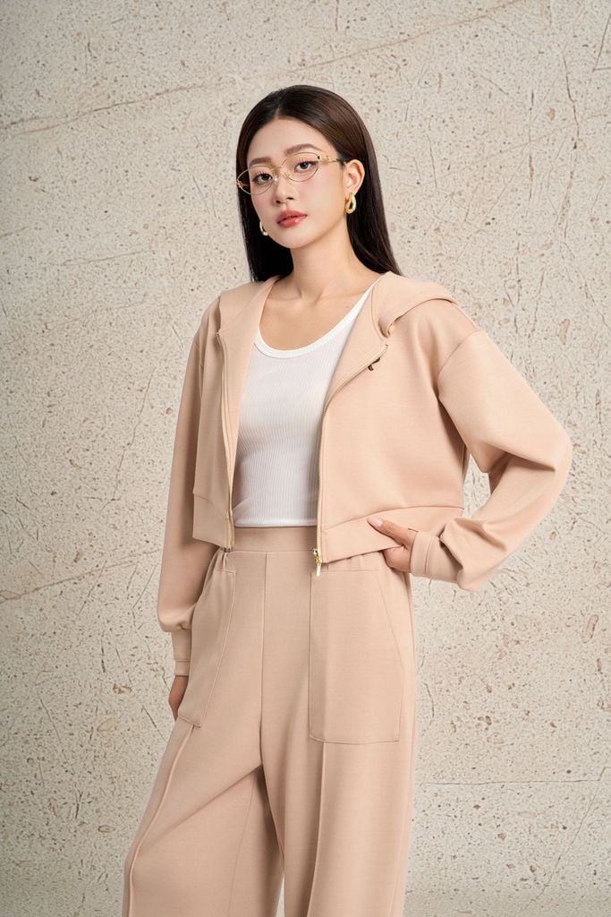 BKM93642 - Áo khoác cao cấp vải cotton dáng ngắn có mũ gấu áo bo chun tạo kiểu khóa thân trước - PANTIO