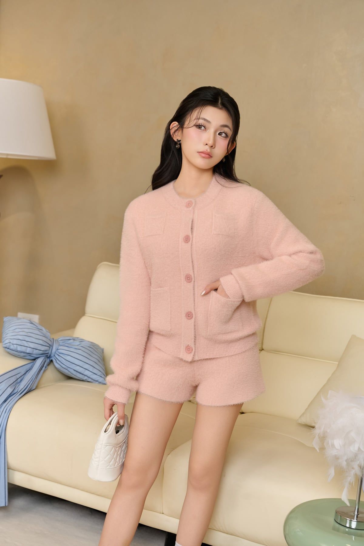 BQN93655 - Quần ngắn vải len lông mềm dáng ôm cạp chun phối dây nơ thời trang - JAN.