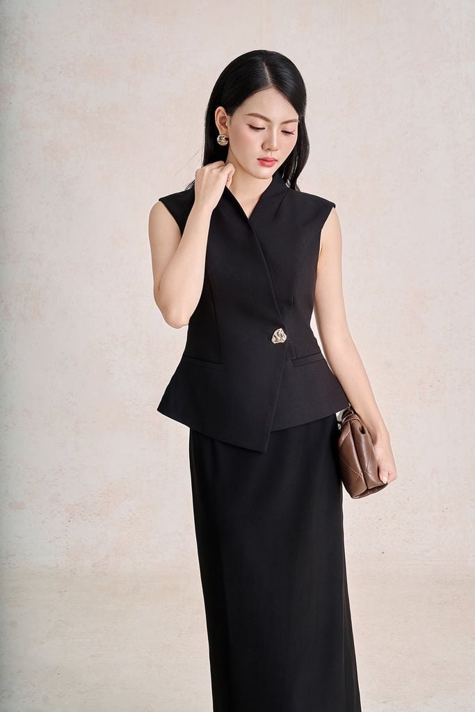 FAD1550 - Áo demi công sở vải tuytsi dáng peplum cổ xẻ V thân áo phối khuy đá kim loại tạo kiểu - PANTIO