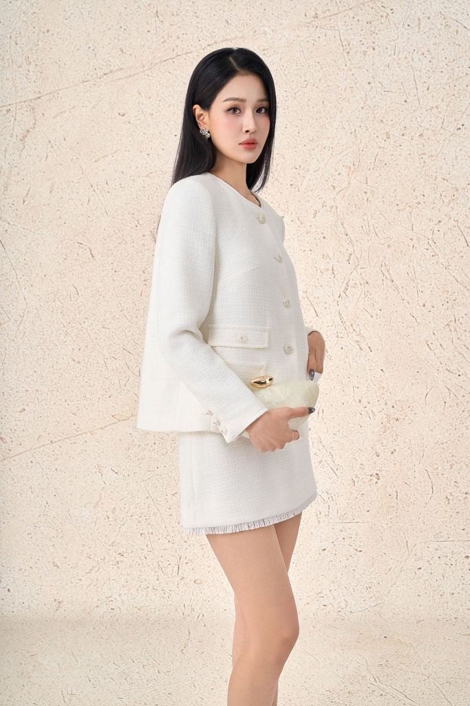 FAD9539 - Áo khoác vải dạ cao cấp dáng suông cổ tròn tay dài thân áo đính khuy đá thời trang - PANTIO