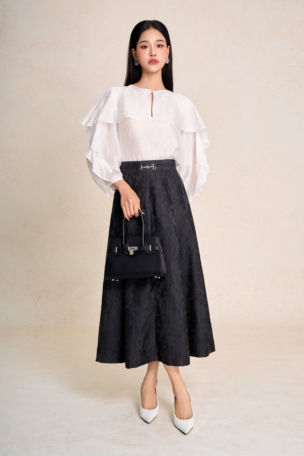 FAK11515 - Áo sơ mi kiểu công sở vải tơ dáng suông cổ tròn tay bồng phối bèo tạo kiểu - PANTIO