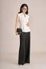 FAK31421 - Áo kiểu công sở vải tuytsi dáng peplum cổ hai ve có đệm vai thân áo chiết ly eo tạo kiểu cài khuy kim loại - PANTIO