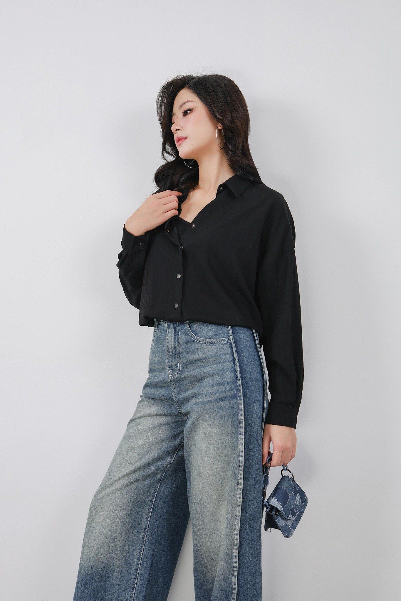 FAK31441 - Áo sơ mi kiểu vải cotton cao cấp dáng suông cổ đức tay dài kèm áo hai dây may liền tạo kiểu - PANTIO