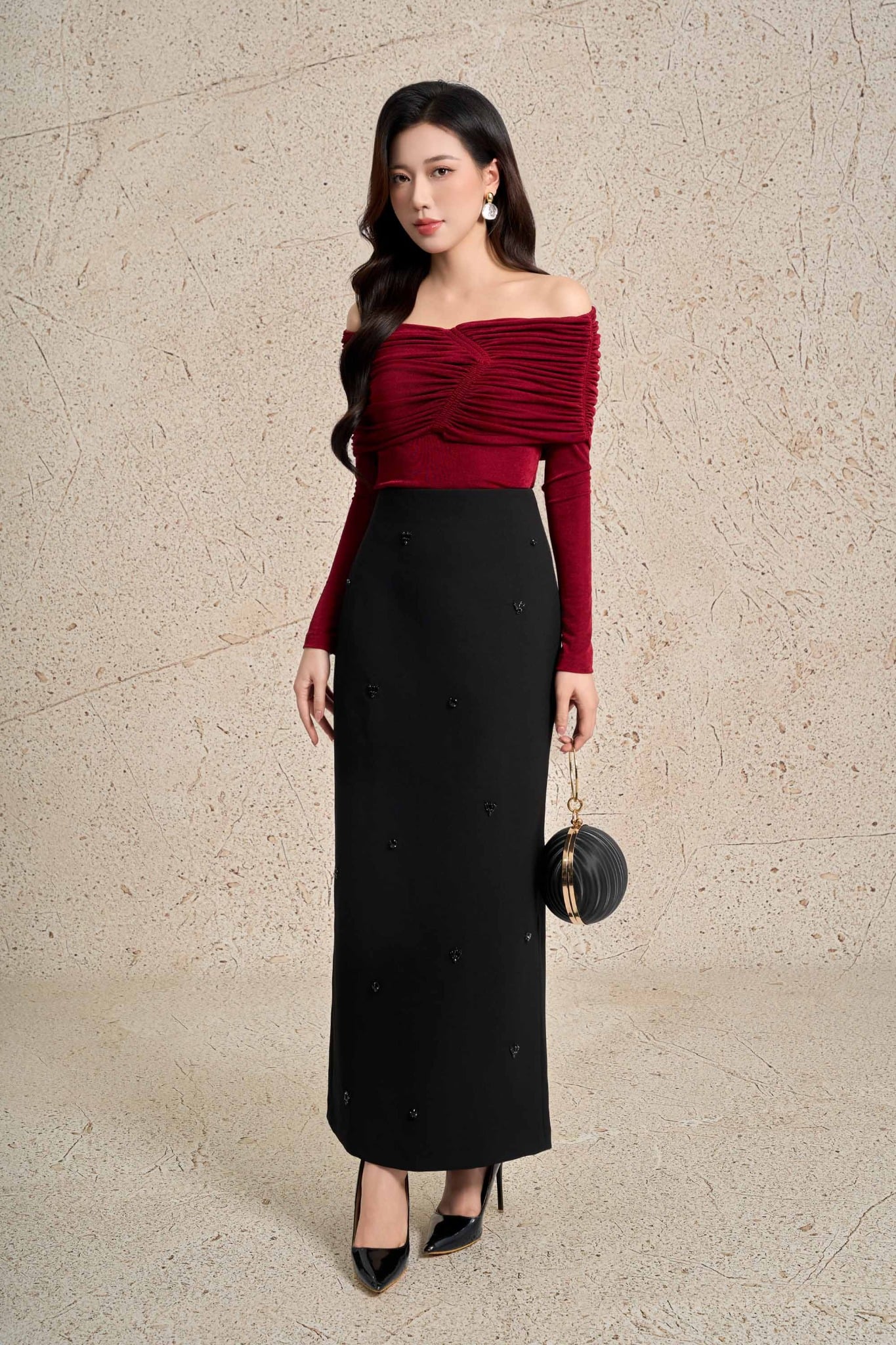 FAK91470 - Áo kiểu dạo phố vải len dáng ôm trễ vai tay dài thời trang - PANTIO