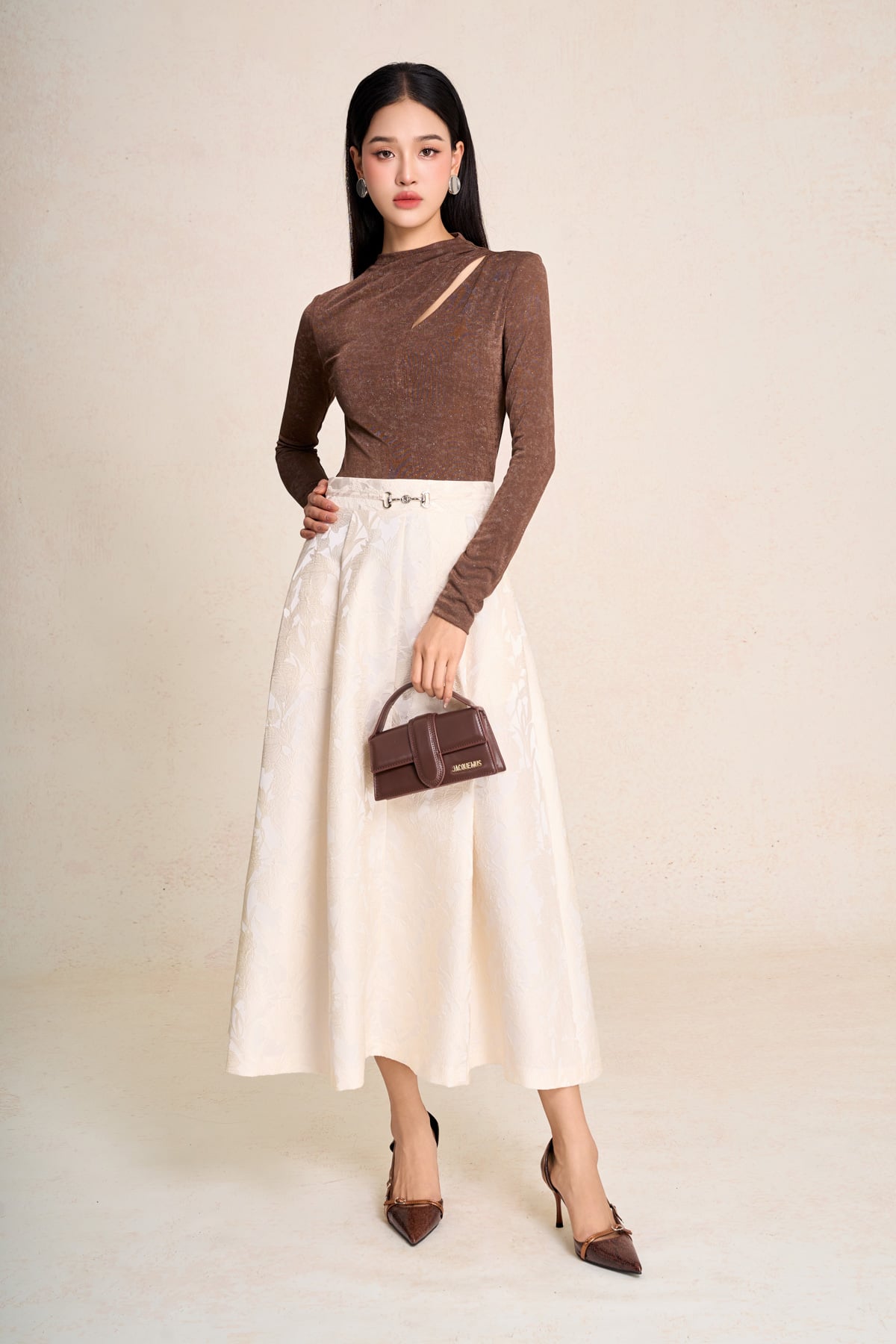 FAK91499 - Áo kiểu dạo phố vải len nhũ dáng ôm cổ cao cut out tạo kiểu tay dài thời trang - PANTIO