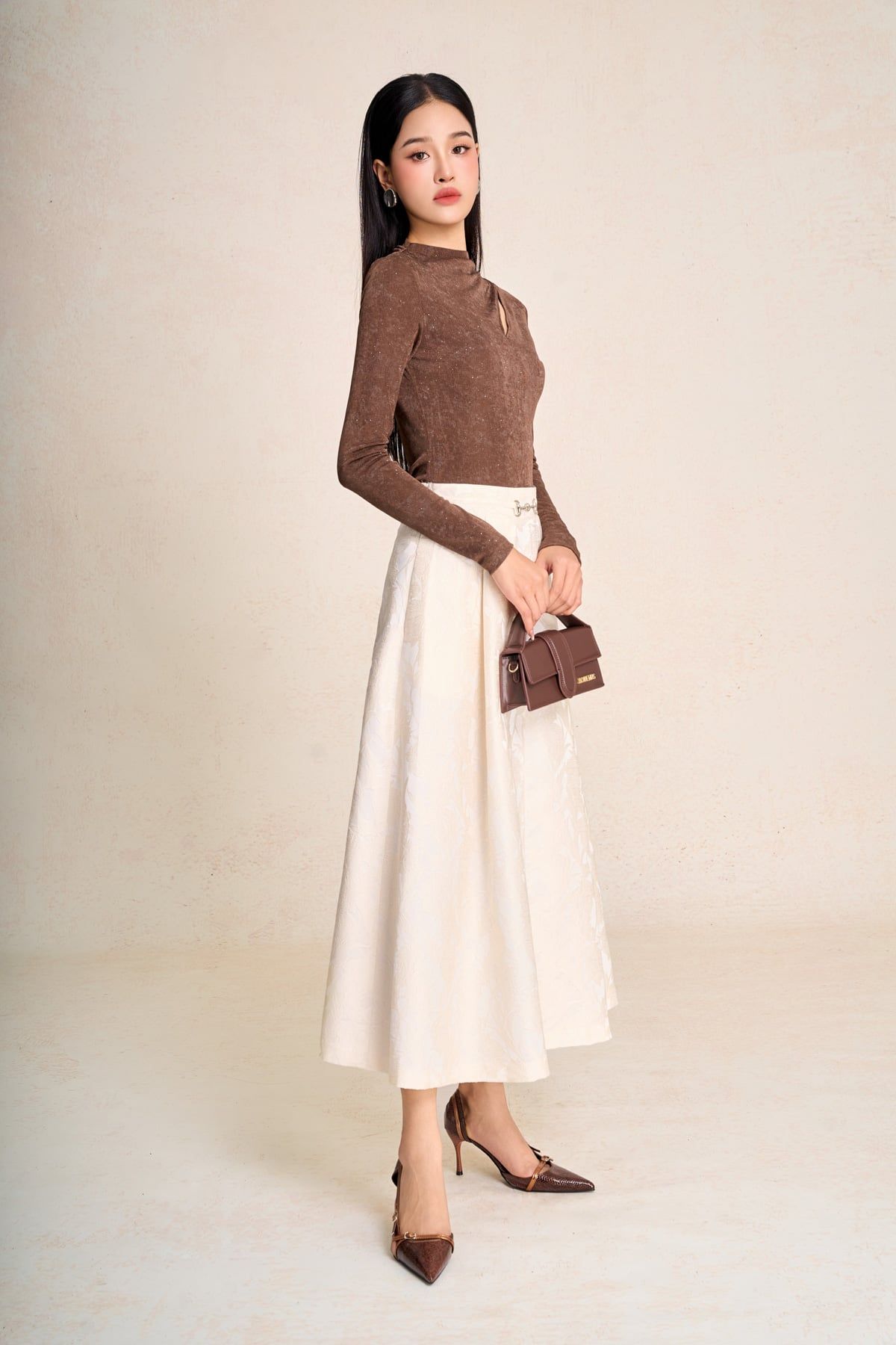 FJD51435 - Chân váy dài vải gấm dáng chữ A cạp phối kim loại tạo kiểu khóa thân sau - PANTIO