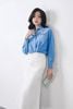 FAS13921 - Áo sơ mi vải thô kate dáng croptop cổ đức xẻ V tay dài phối măng sec thời trang - PANTIO