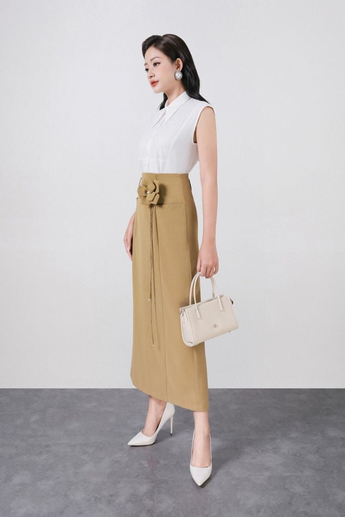 FJD51269 - Chân váy dài công sở vải tuytsi dáng suông cạp liền thân váy phối dây hoa 3D thời trang khoá thân sau - PANTIO