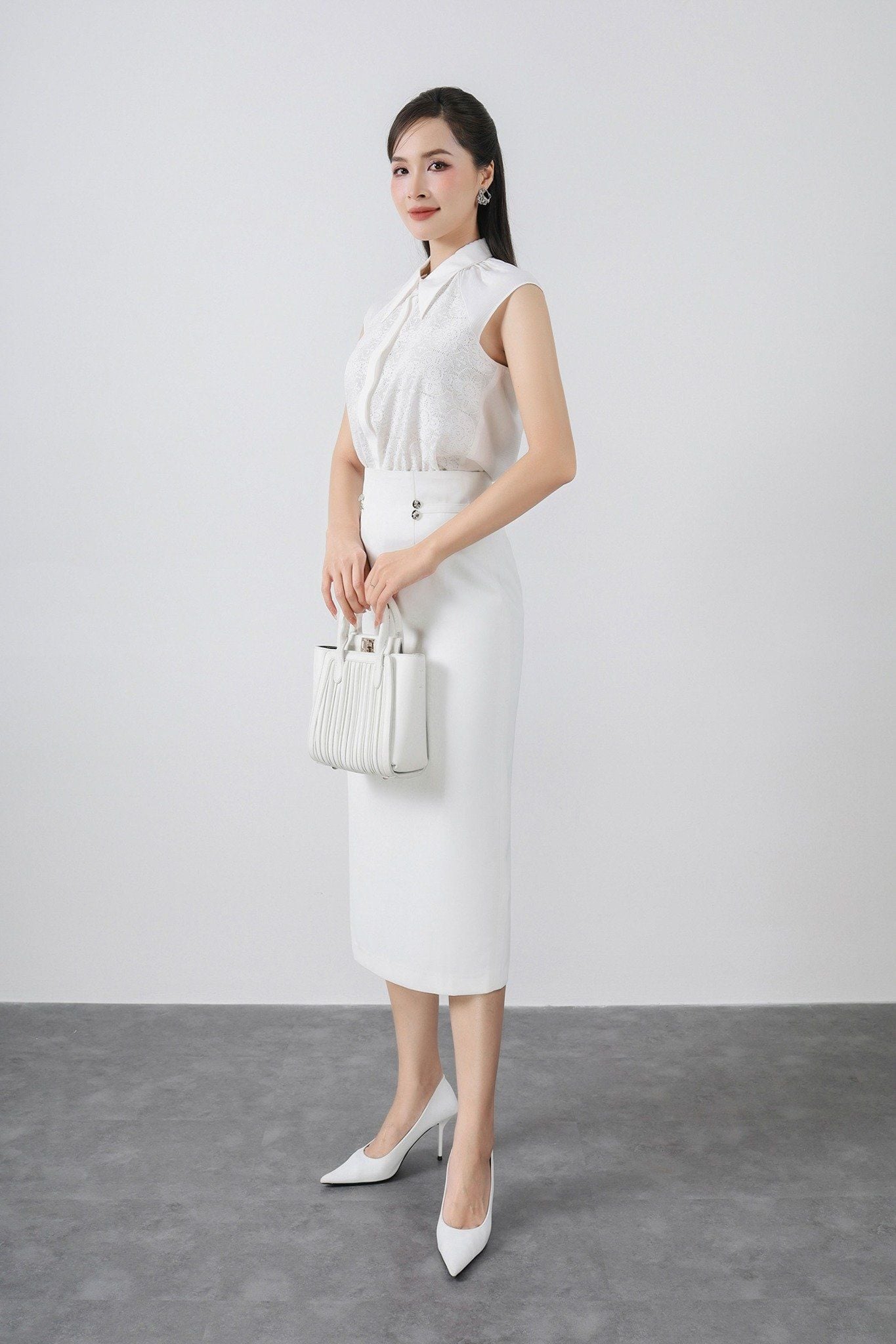 FJD51188 - Chân váy công sở vải thô dáng bút chì thân đính khuy kim loại trang trí khoá thân sau - PANTIO