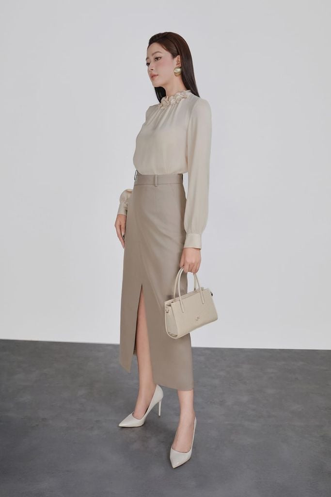 FJD51336 - Chân váy dài công sở vải thô dáng ôm cạp thêu hoạ tiết thân váy xẻ tà trước phối vạt lệch thời trang - PANTIO