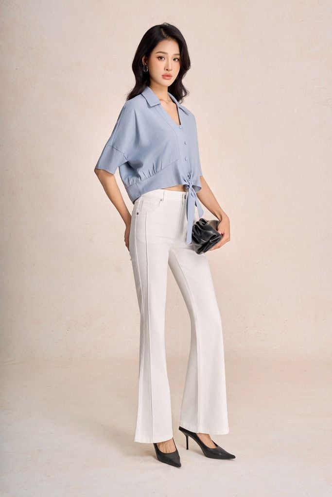FAS14113 - Áo sơ mi dạo phố vải thô đũi dáng croptop cổ bẻ tay lửng gấu áo phối vạt thắt tạo kiểu - PANTIO